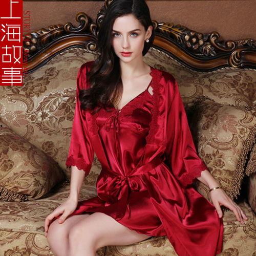 成人女吊带睡袍视频,成人女吊带睡袍风采展示-第2张图片-草莓视频深夜