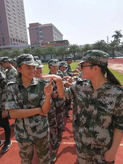 成人军训开枪视频播放,震撼开枪瞬间，展现军人风采-第3张图片-草莓视频深夜