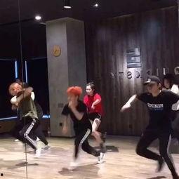 古风舞成人课程视频大全,成人古风舞蹈课程精选集锦-第2张图片-草莓视频深夜 古风舞成人课程视频大全,成人古风舞蹈课程精选集锦-第2张图片-草莓视频深夜