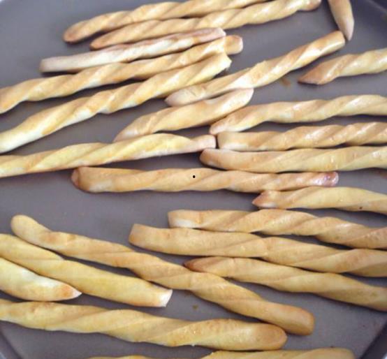 磨牙棒做法成人吃好吗视频,成人也能享用的健康零食揭秘-第3张图片-草莓视频深夜