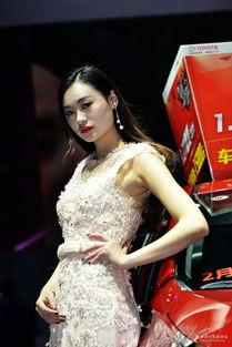 成人旗袍模特秀视频网站,成人旗袍模特秀精彩瞬间回顾-第1张图片-草莓视频深夜