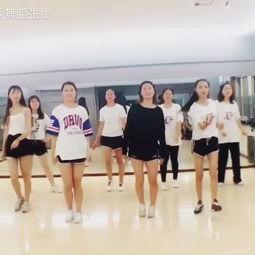 保安成人舞蹈视频大全集,保安成人舞蹈视频大全集精彩回顾-第1张图片-草莓视频深夜